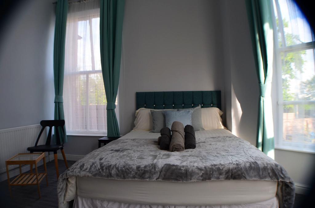 Queens Guesthouse Манчестер Екстер'єр фото
