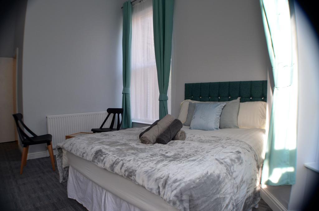 Queens Guesthouse Манчестер Екстер'єр фото